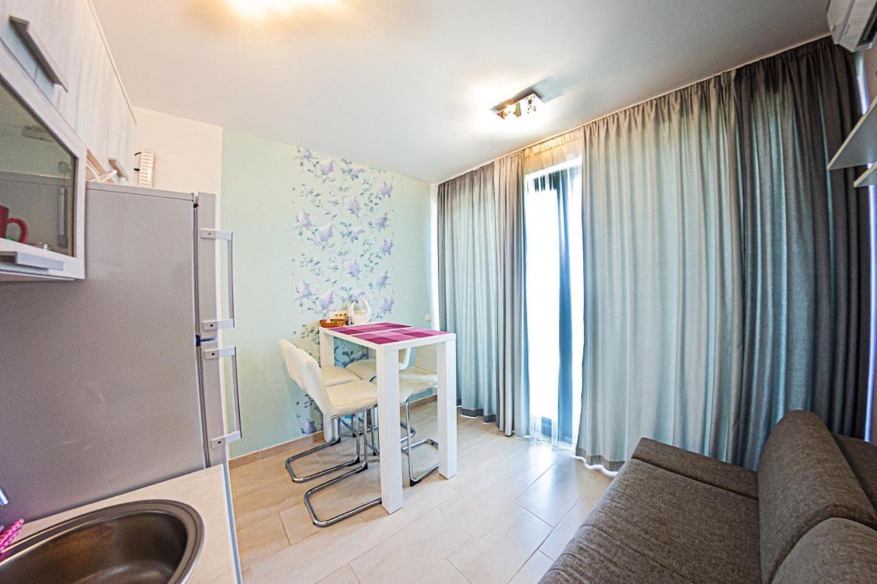 Apartment Superseaview Sutomore Zimmer foto